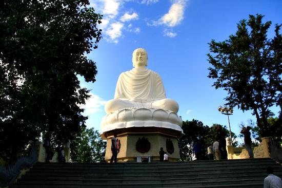 Long Son Pagoda